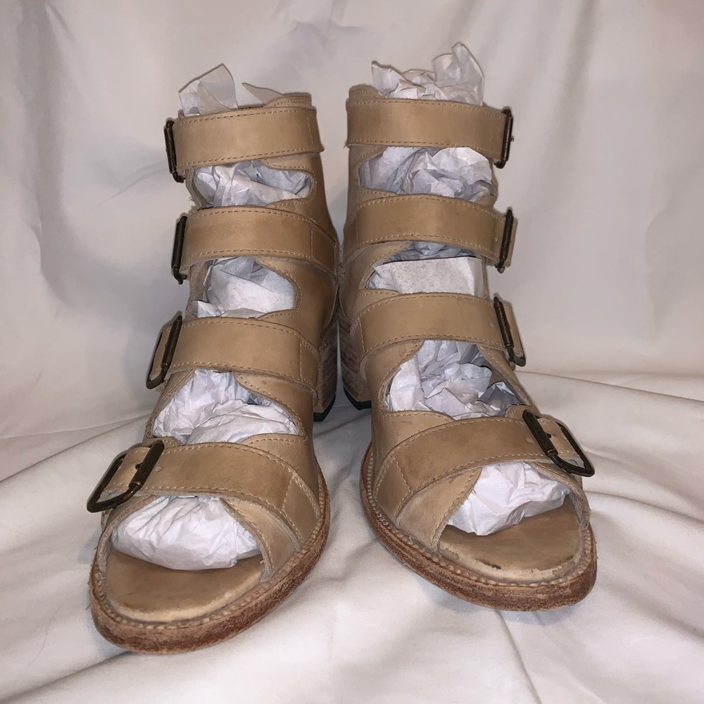 Freebird Quail Sandal